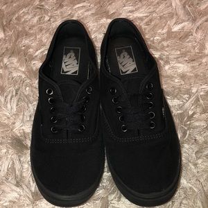 Black Vans Unisex Women’s 8 1/2 or Men’s 7.